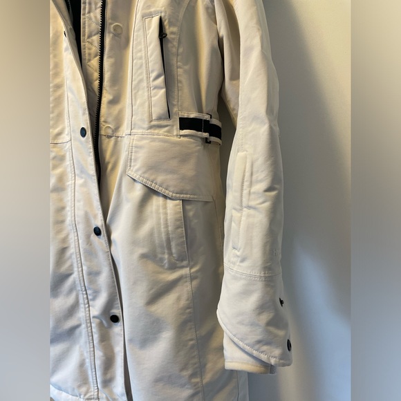 Women’s North Face Parka - XS - Picture 3 of 5